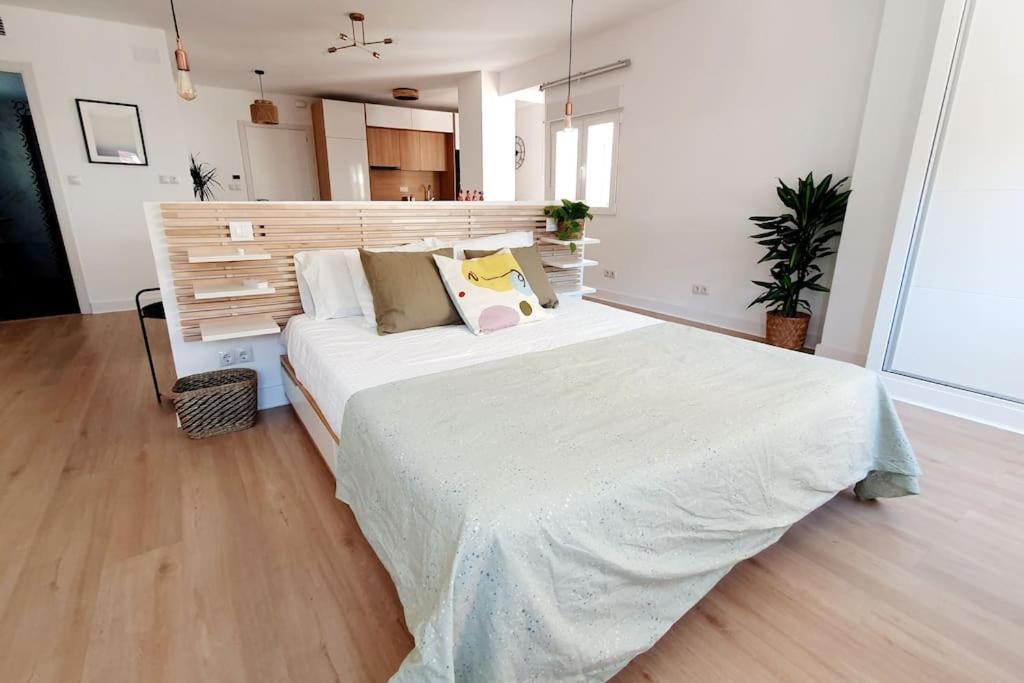 Apartment Spacious Loft, Parking Free M Malaga